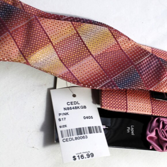 Mario Ferrari Pocket Square, Bow Tie & Lapel Pin, Pink, NWT - Picture 5 of 6